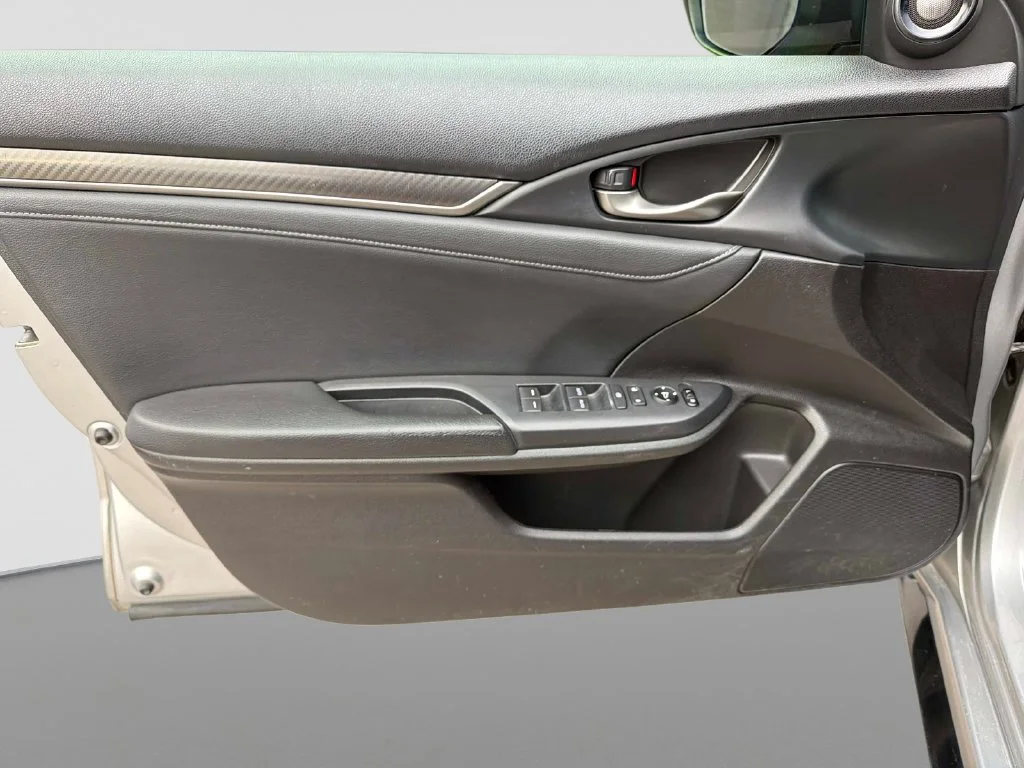 Used 2018 Silver Metallic Honda Sport Touring image 18