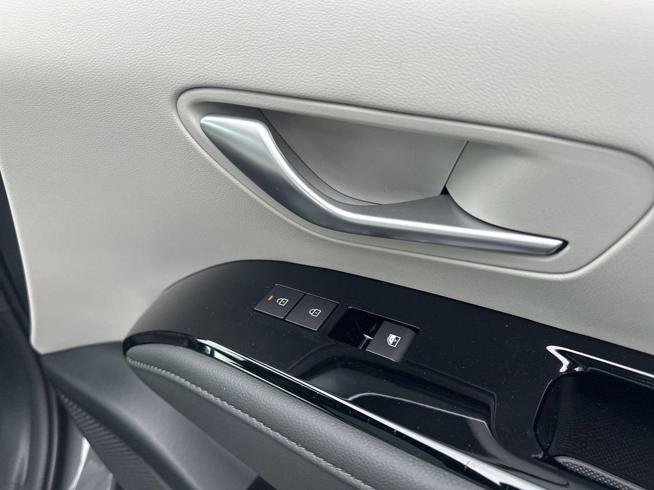 New 2026 Gray Hyundai Limited AWD image 44