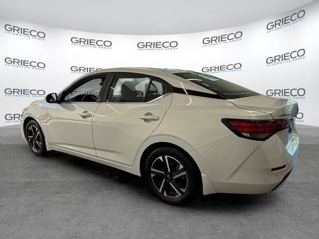 Used 2024 White Nissan SV image 5