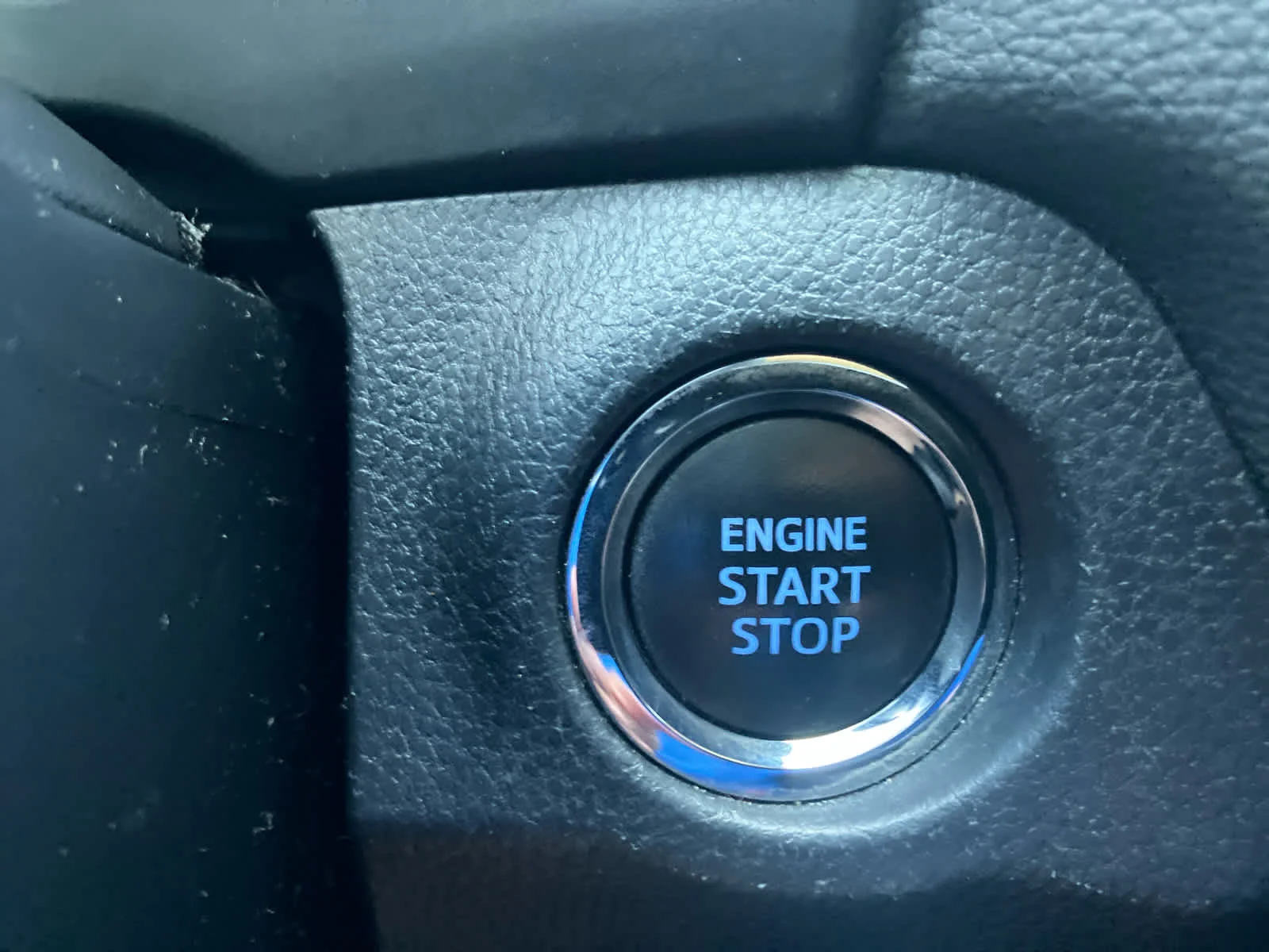 Used 2019 Blizzard Pearl Toyota Limited image 26
