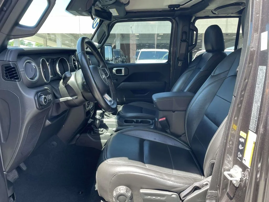 Used 2021 Gray Jeep Unlimited Sahara image 25