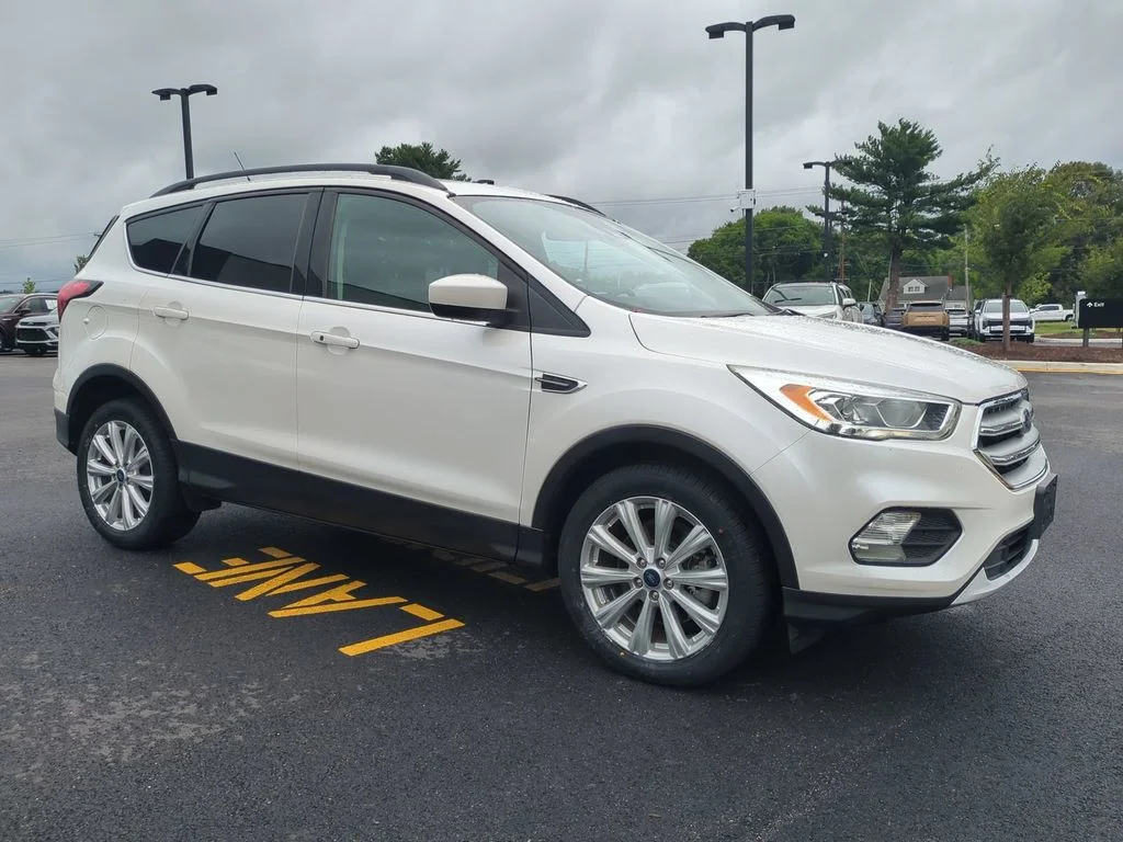 Used 2019 Ford Escape SEL with VIN 1FMCU9HD2KUC47251 for sale in Mechanicsville, VA