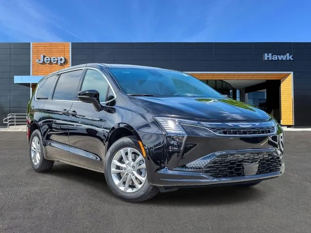 2027 Chrysler Pacifica Select AWD's photo