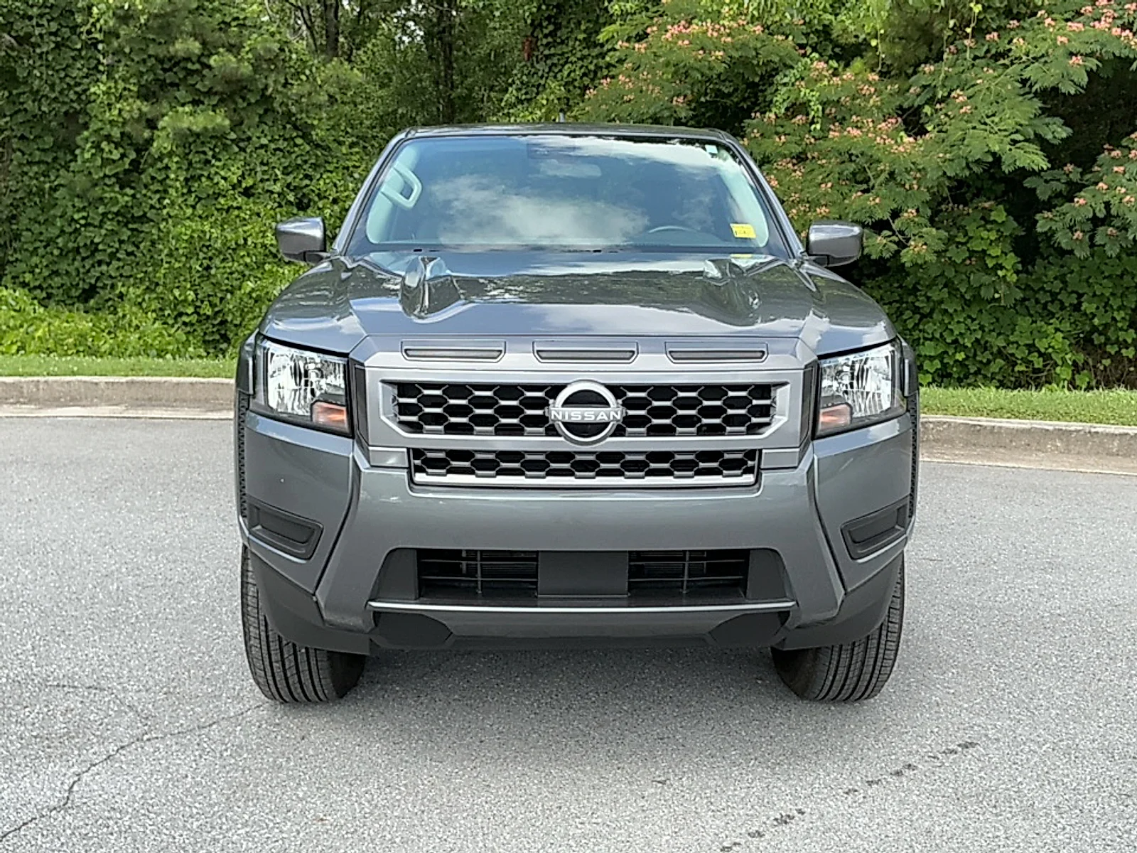 Used 2025 Gun Metallic Nissan King Cab SV 4x2 image 16
