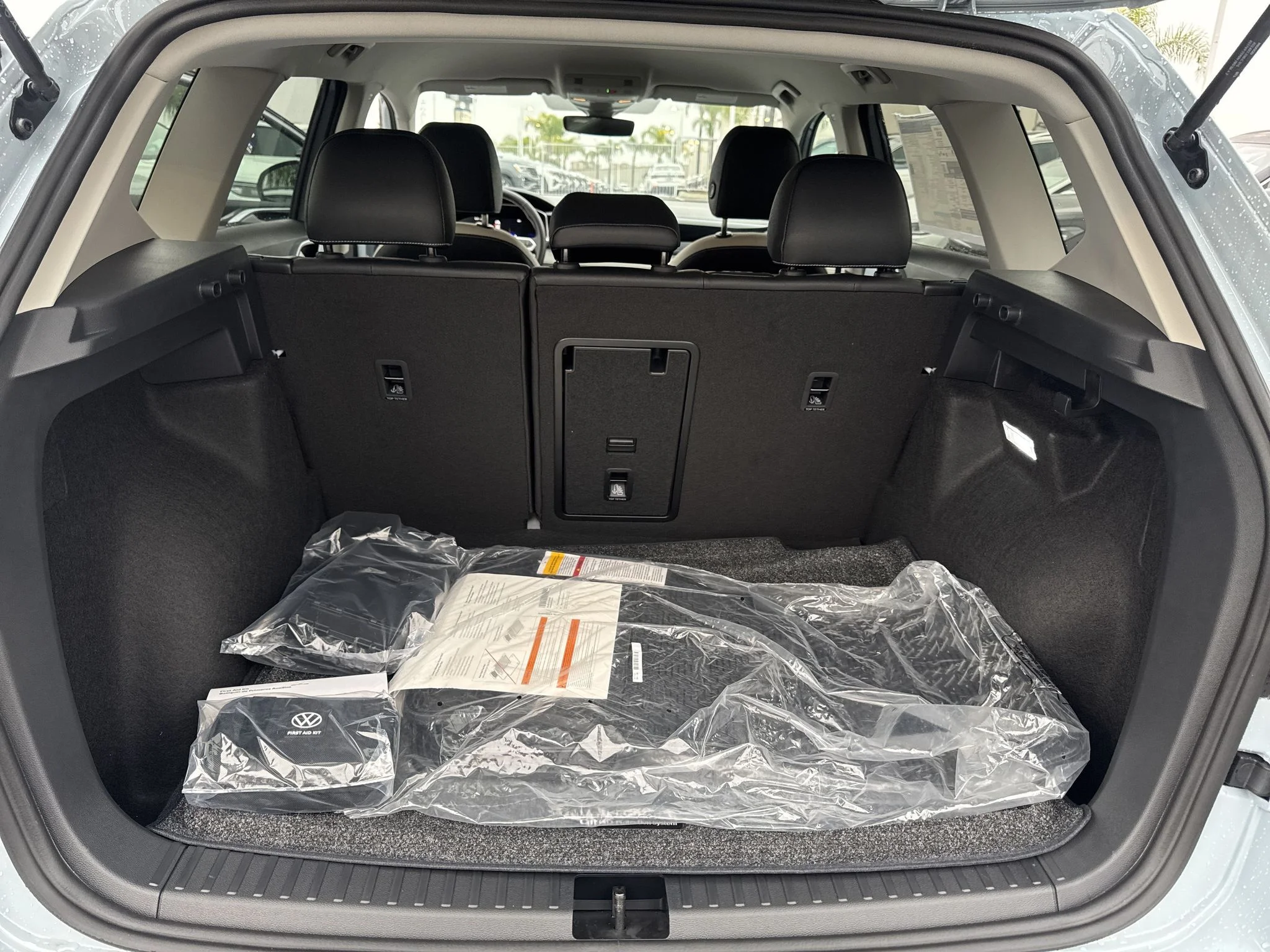 New 2026 Monument Gray Volkswagen SE image 33