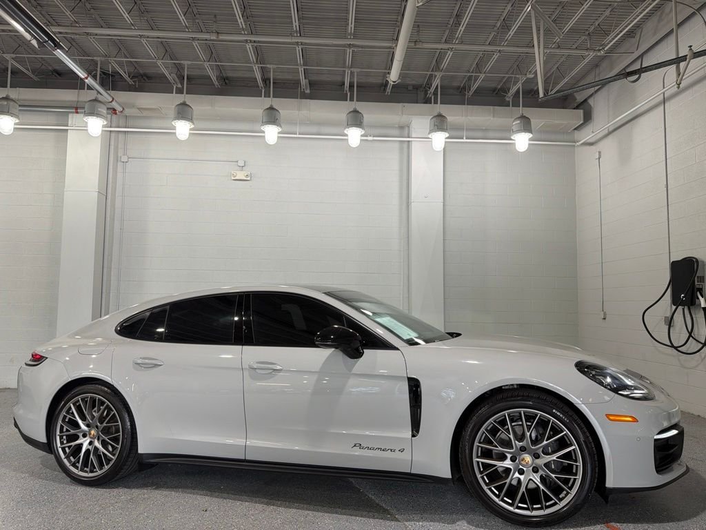 Certified Used 2023  Porsche 4 image 9