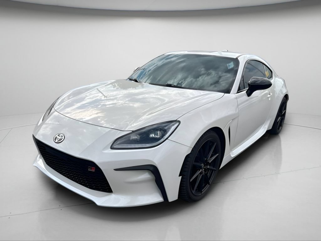 Used 2022 Halo Toyota Premium image 14