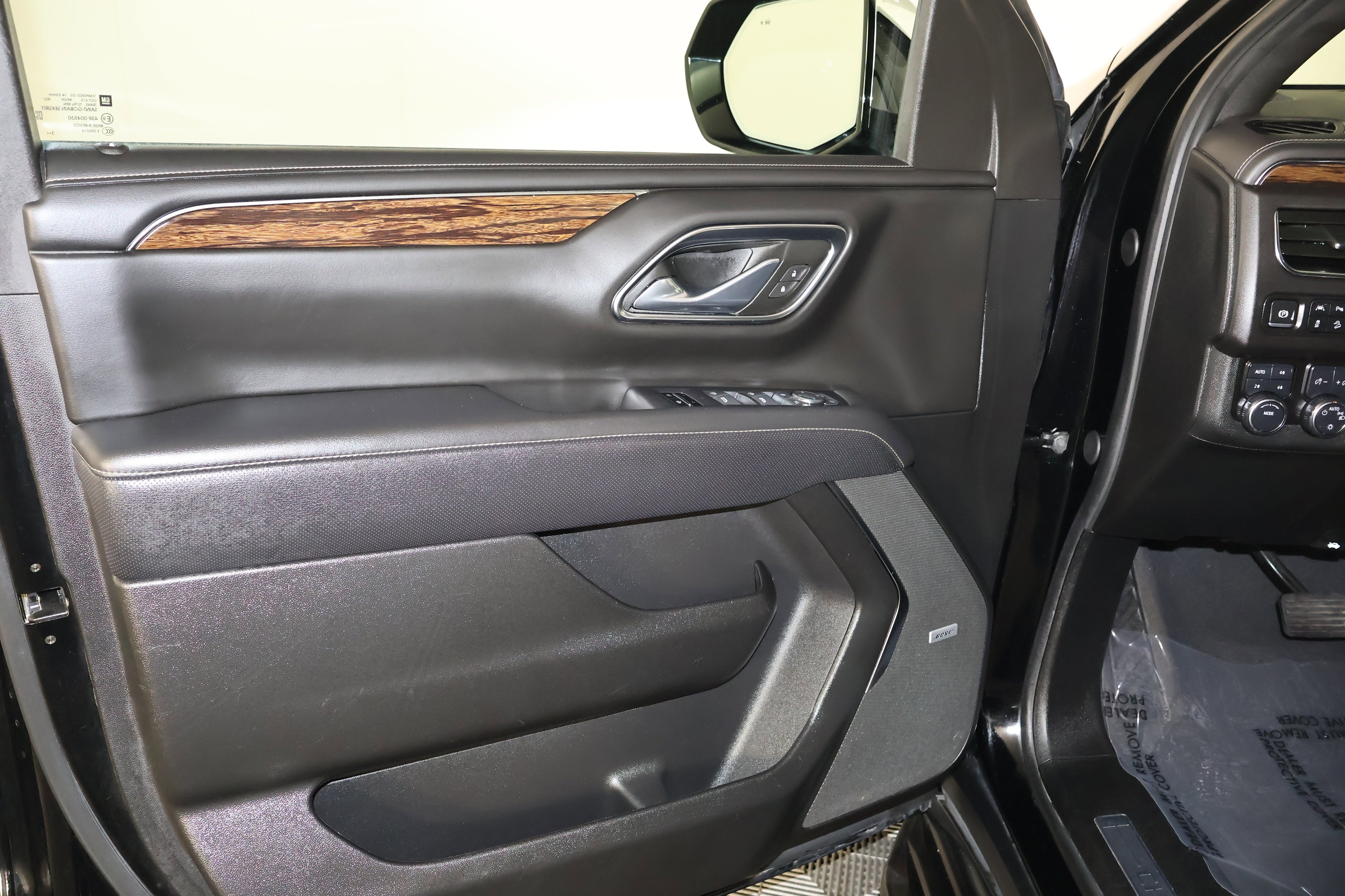 2024 Chevrolet Tahoe Premier - Photo 39