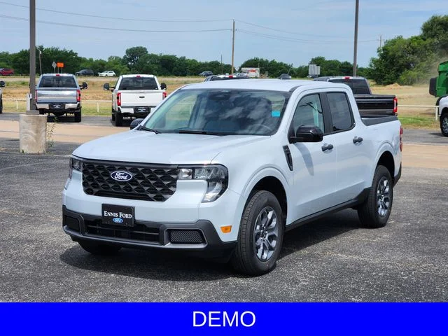 New 2026 Space White Metallic Ford XLT image 3