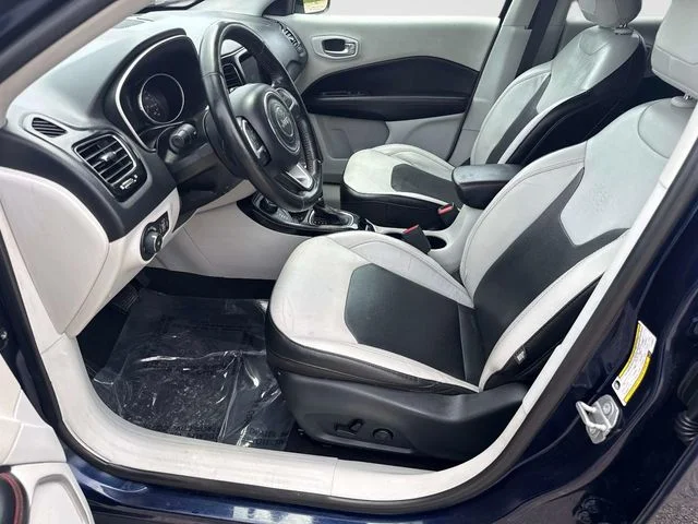Used 2020 Blue Jeep Limited image 16