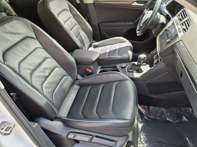 Used 2019 White Volkswagen 2.0T SEL Premium image 26