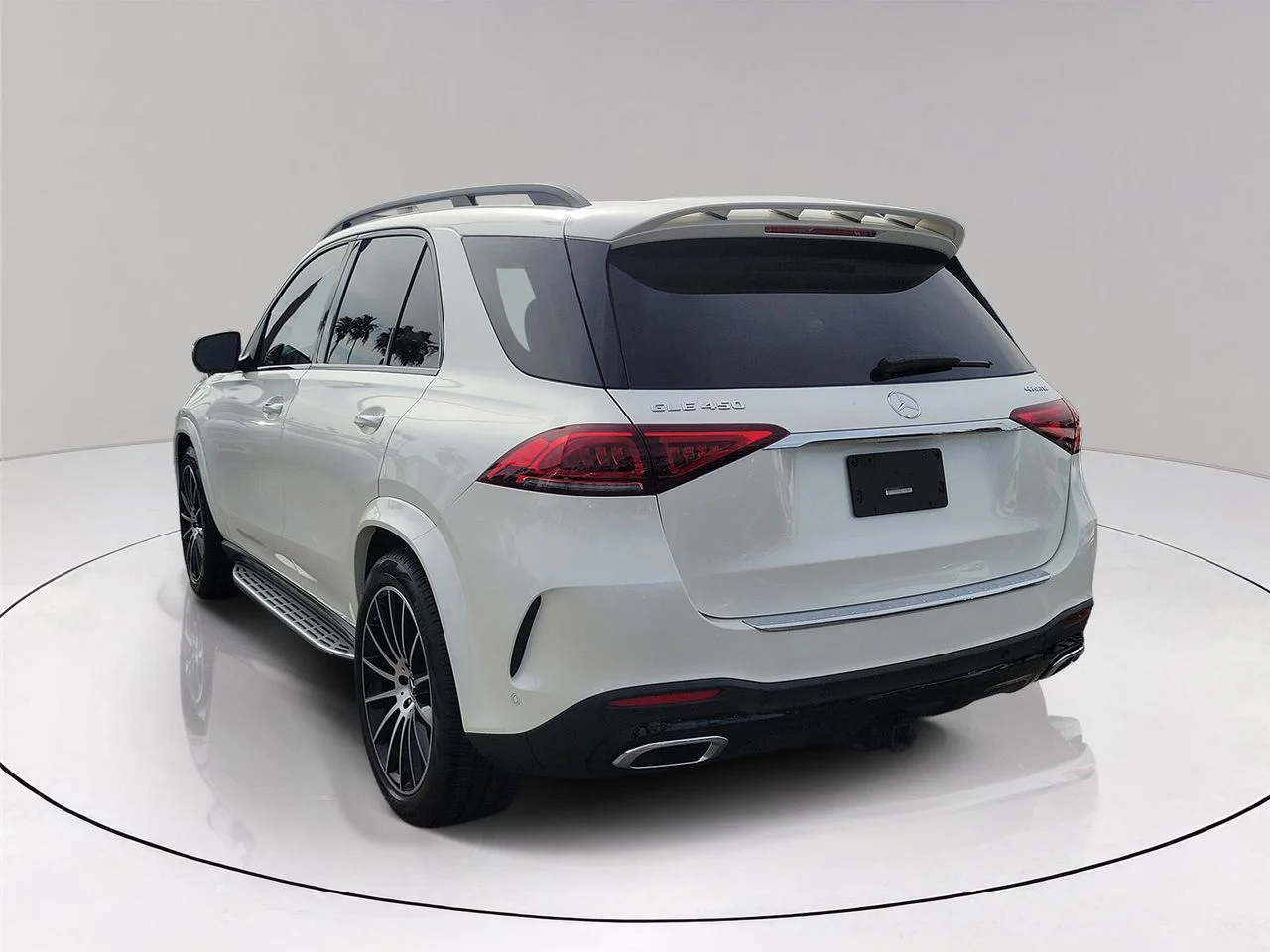 Certified Used 2023 White Mercedes-Benz GLE 450 image 6