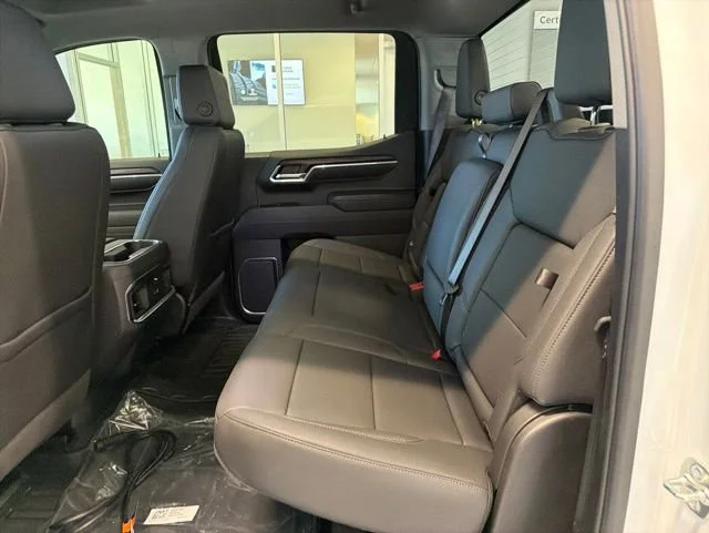 2026 GMC Sierra 1500 SLT - Photo 19