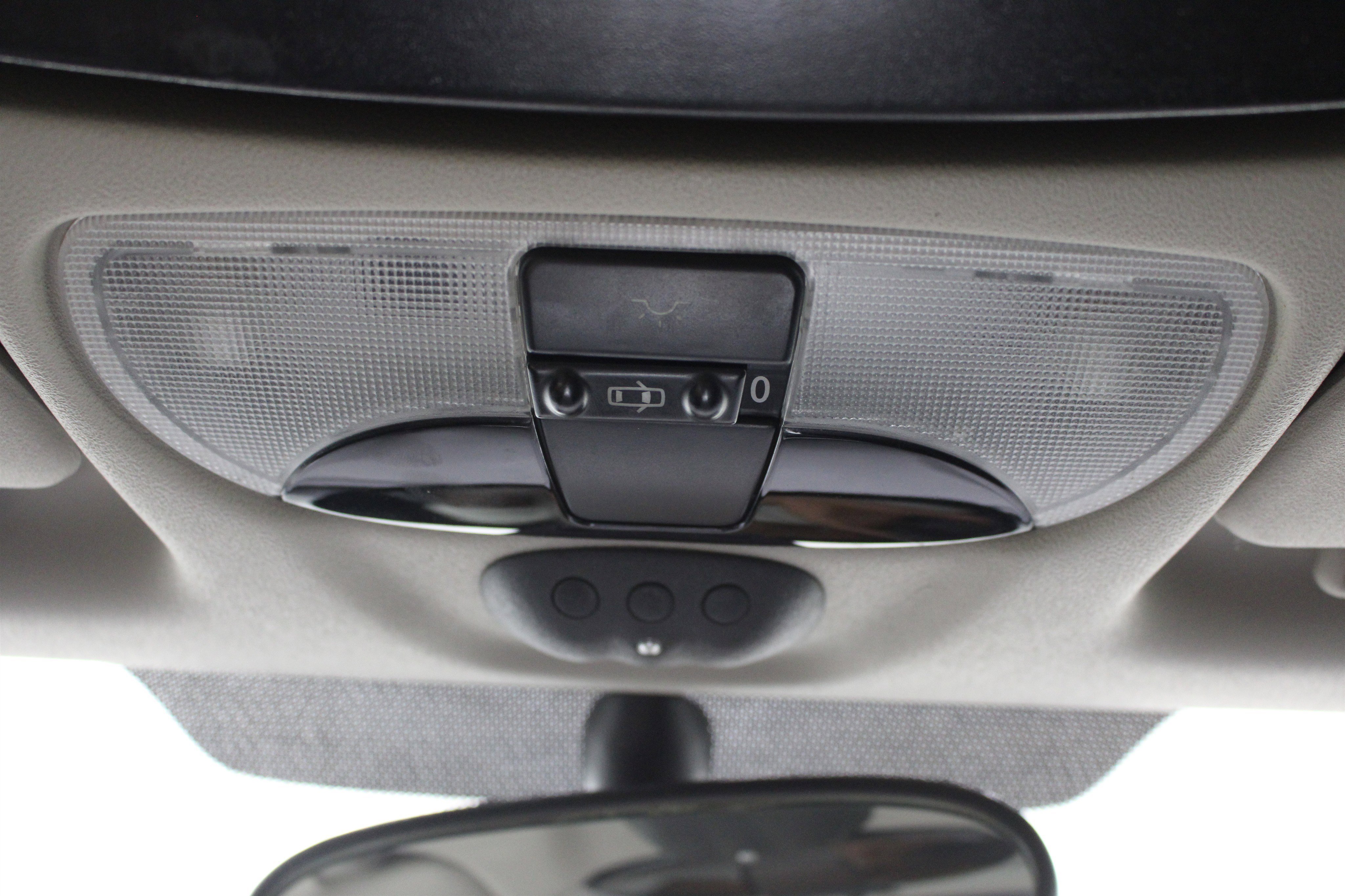 Used 2005 Black Chrysler SRT6 image 14