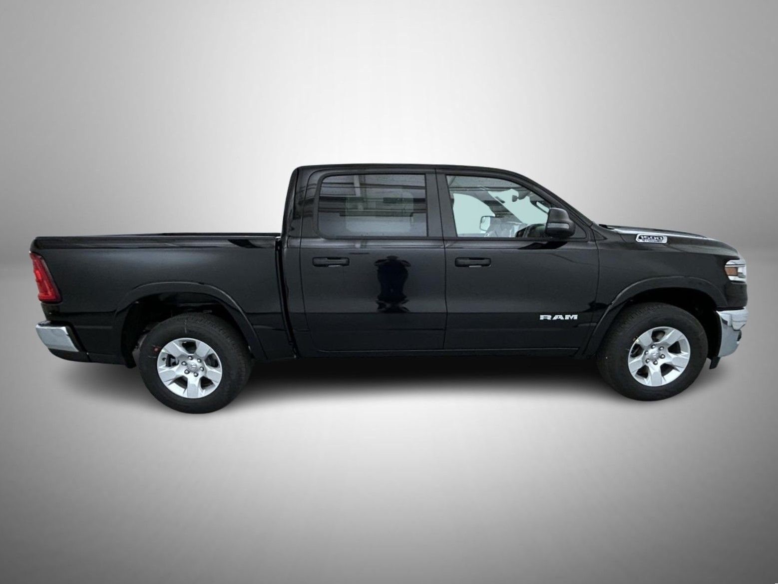 New 2026 Diamond Black Crystal Pearlcoat RAM Big Horn/Lone Star image 4