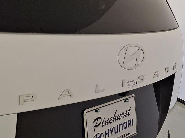 New 2026 White Hyundai SE FWD image 28