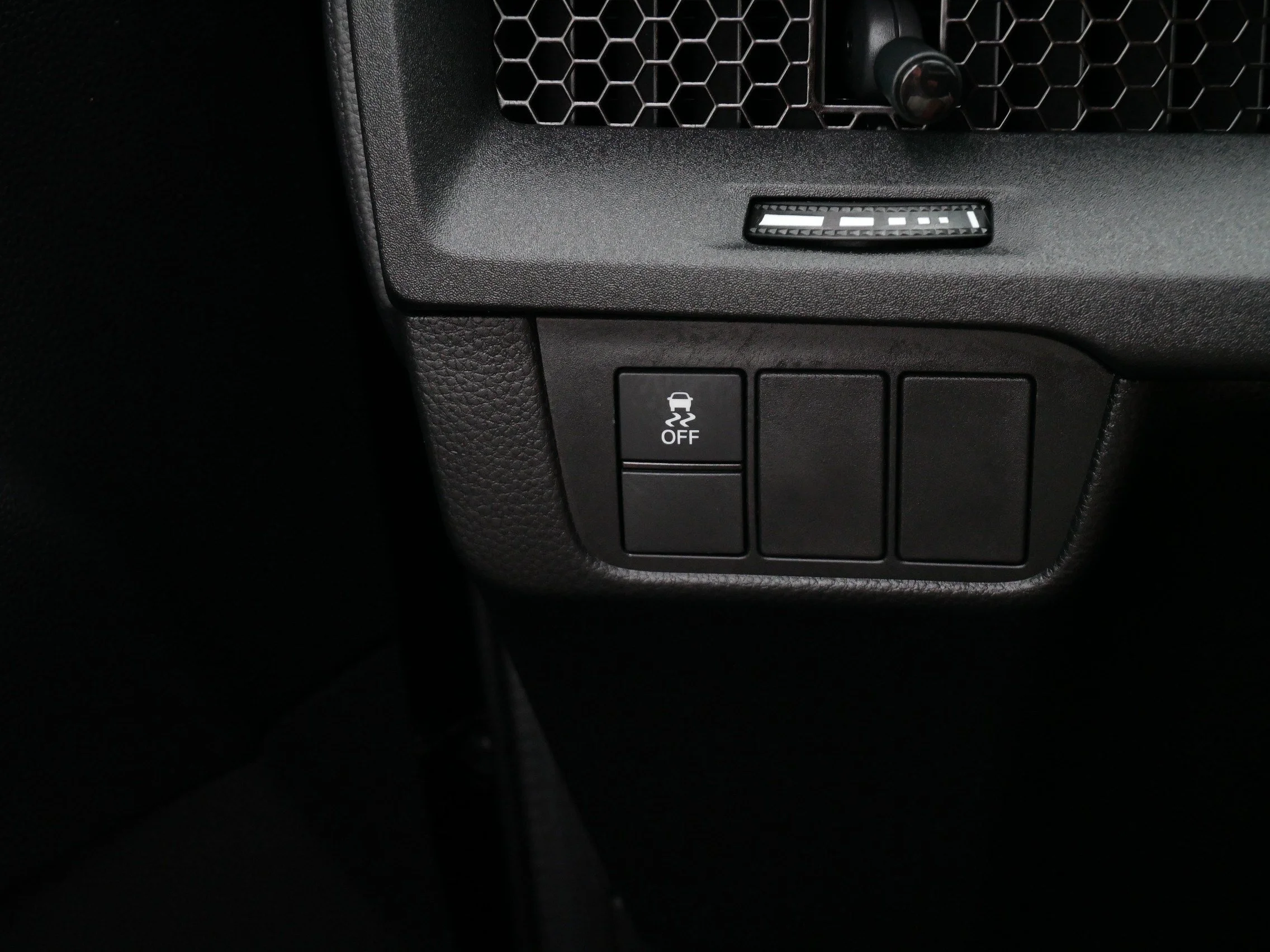 2024 Honda CR-V LX - Photo 27