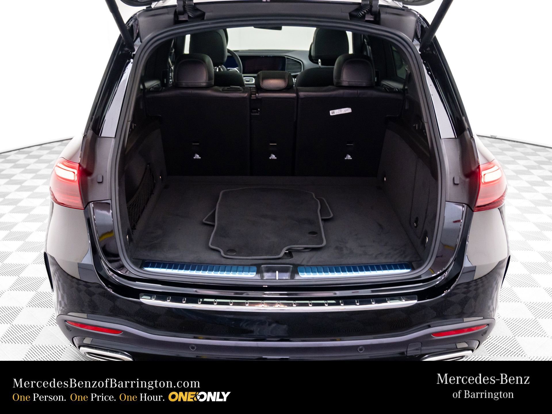 New 2026 Black Mercedes-Benz GLE 580 image 87