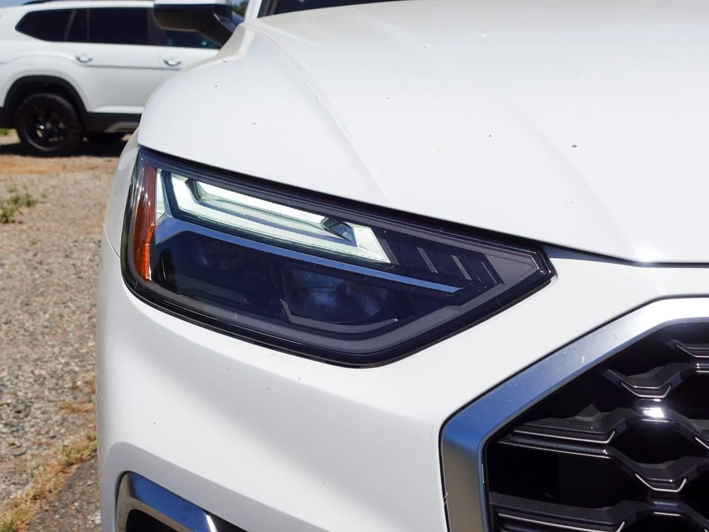 Used 2023 White Audi 45 S line Premium image 4