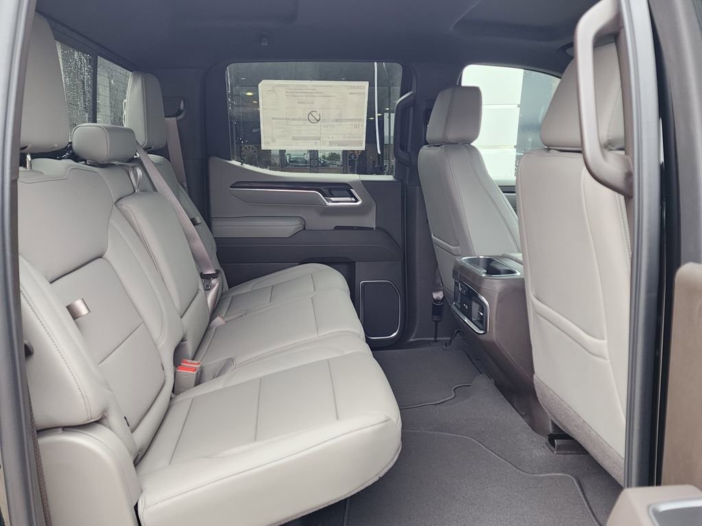 2026 GMC Sierra 1500 SLT - Photo 43