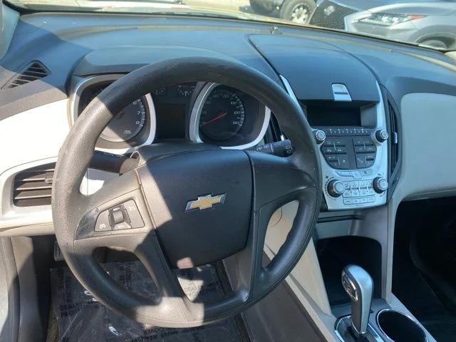 Used 2011 Gray Chevrolet LS image 9