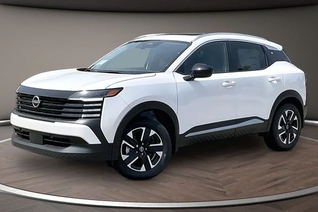 2026 Nissan Kicks 2.0 SV AWD's photo