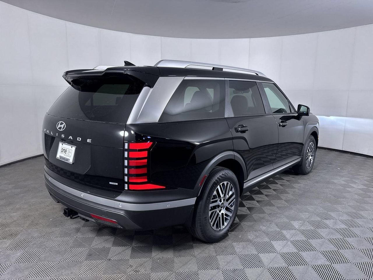 New 2026 Abyss Black Pearl Hyundai SEL Premium AWD image 5
