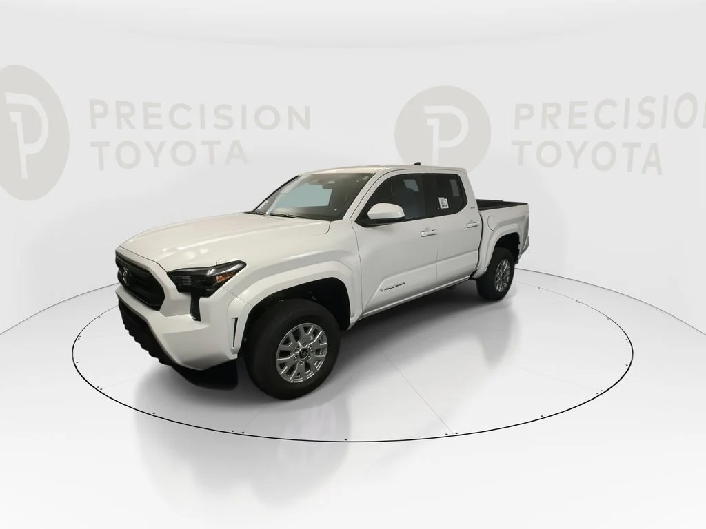 New 2026 Ice Cap Toyota SR5 image 8