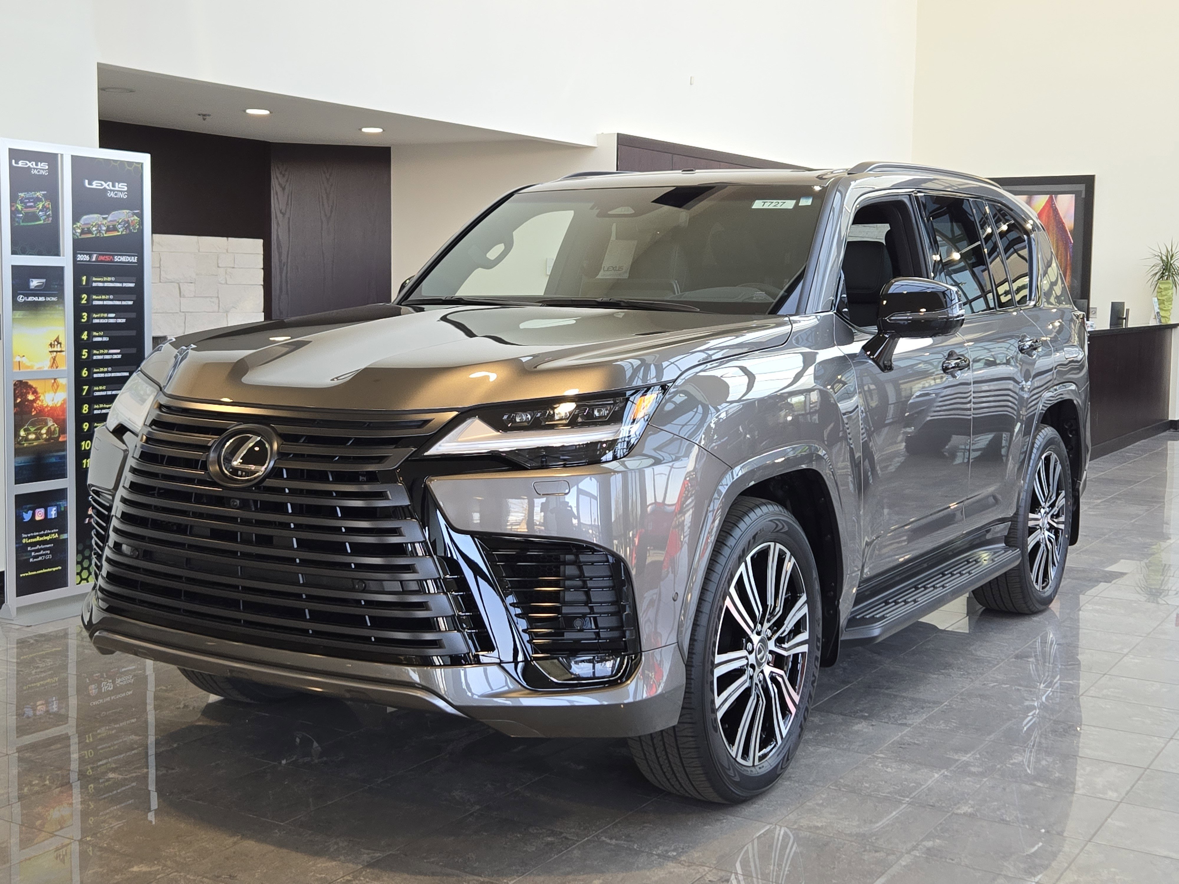 2026 Lexus LX 600 700h Luxury's photo
