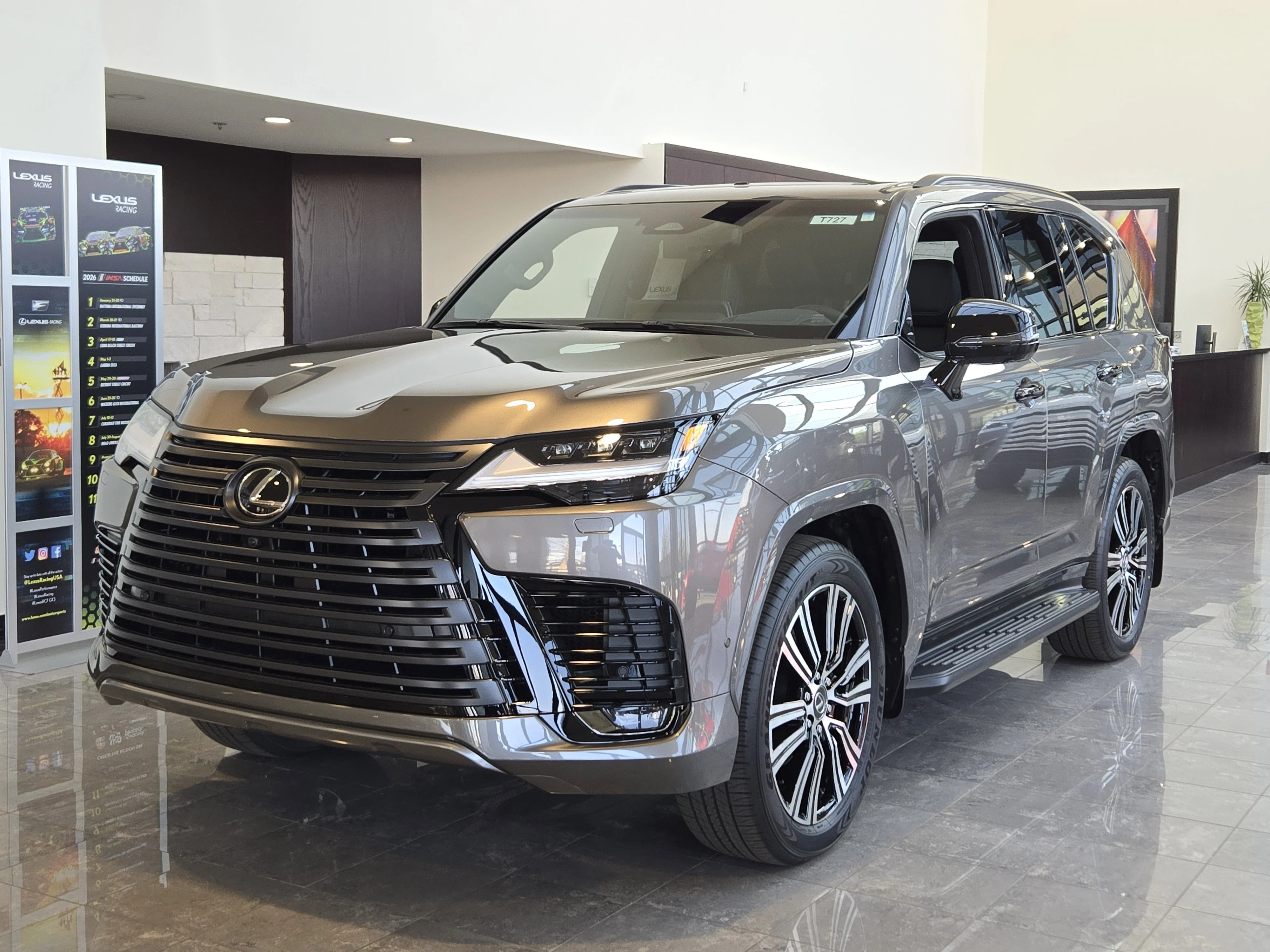 2026 Lexus LX 600 700h Luxury's photo
