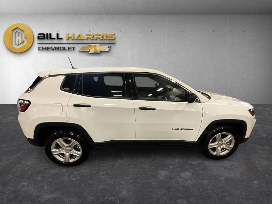 Used 2023 White Jeep Sport image 10