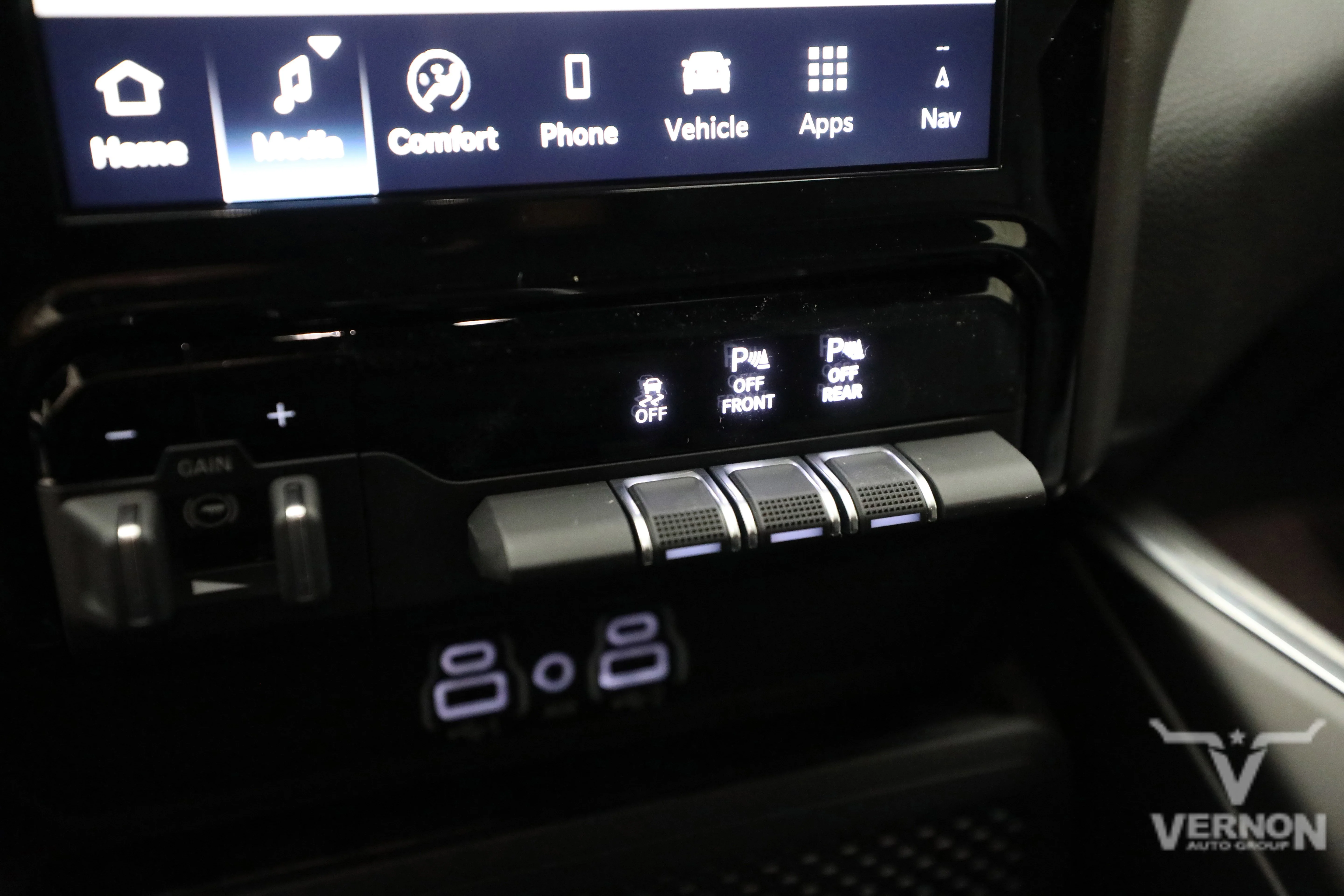 New 2026 Ram 1500 SLT Lonestar Crew Cab 4x4