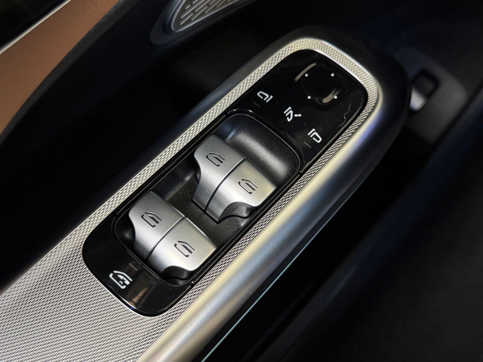 New 2026 Graphite Grey Metallic Mercedes-Benz E 350 image 20
