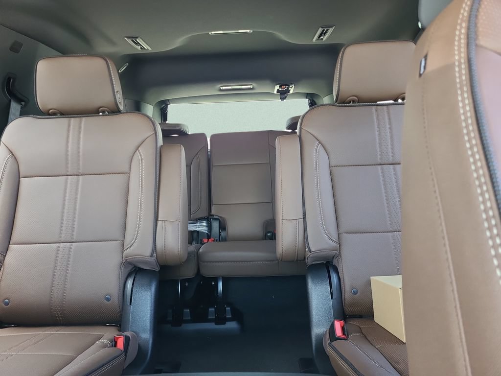 2026 Chevrolet Tahoe High Country - Photo 10