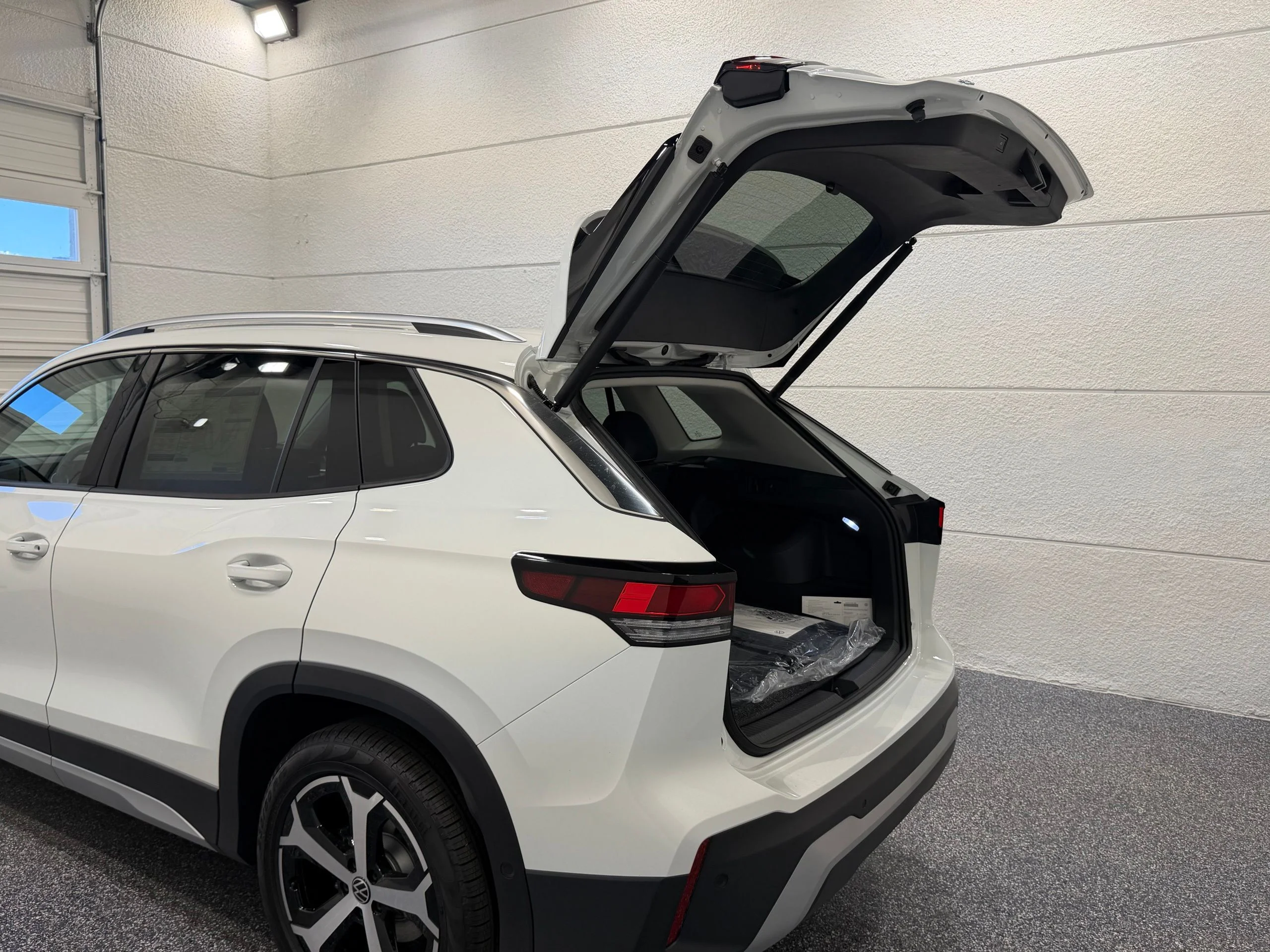 New 2026 White Volkswagen SE image 24