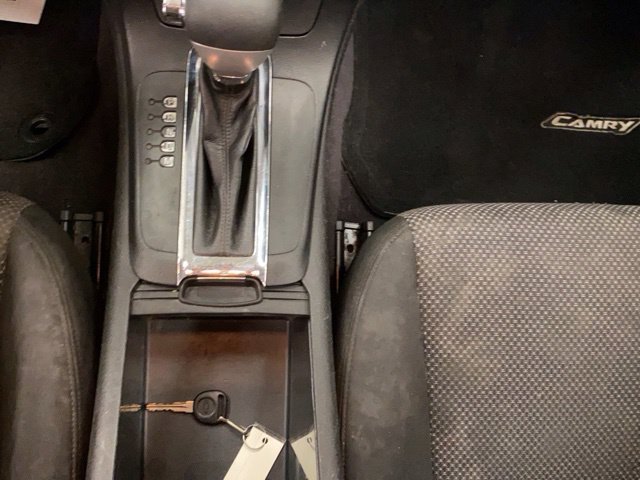 Used 2010 Beige Chevrolet LT image 28