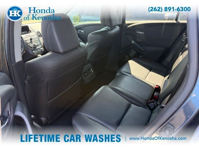 Used 2016  Acura Base image 9
