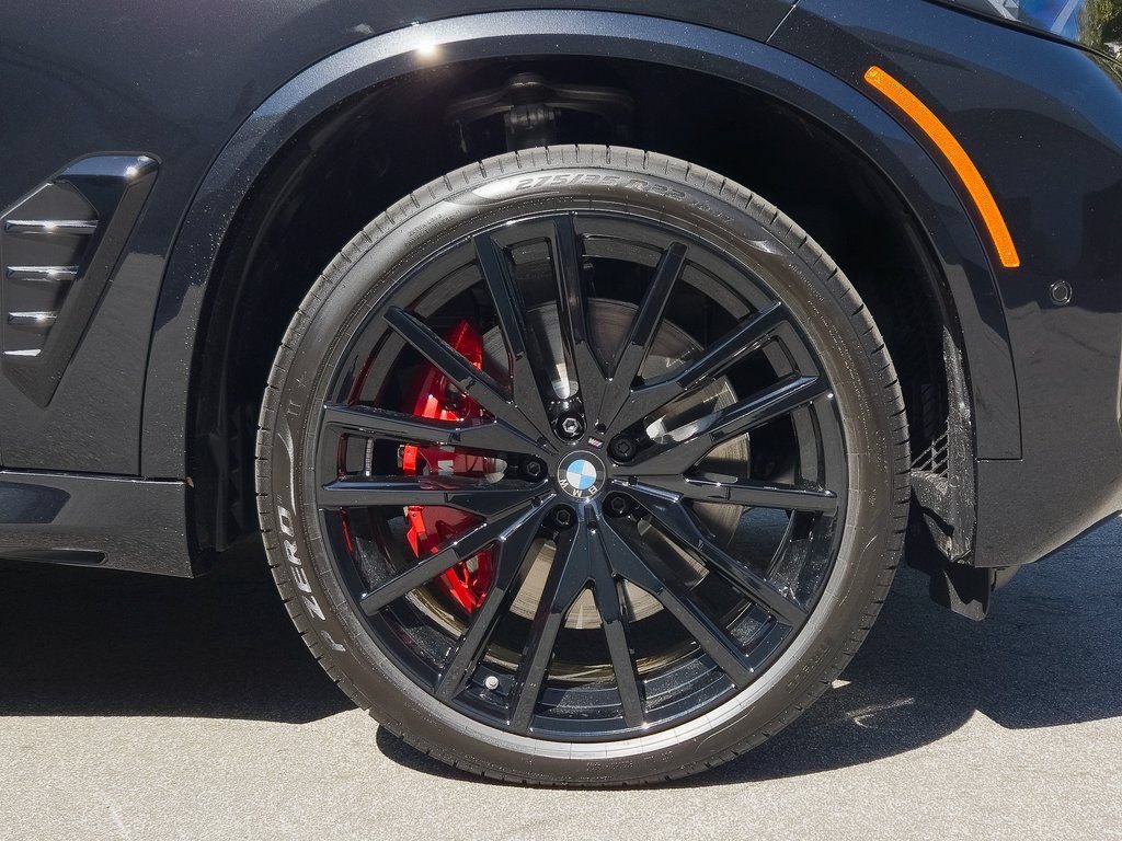 New 2026 Black Sapphire Metallic BMW M60i image 9