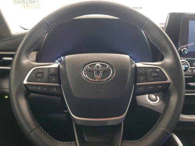 2024 Toyota Highlander LE - Photo 23