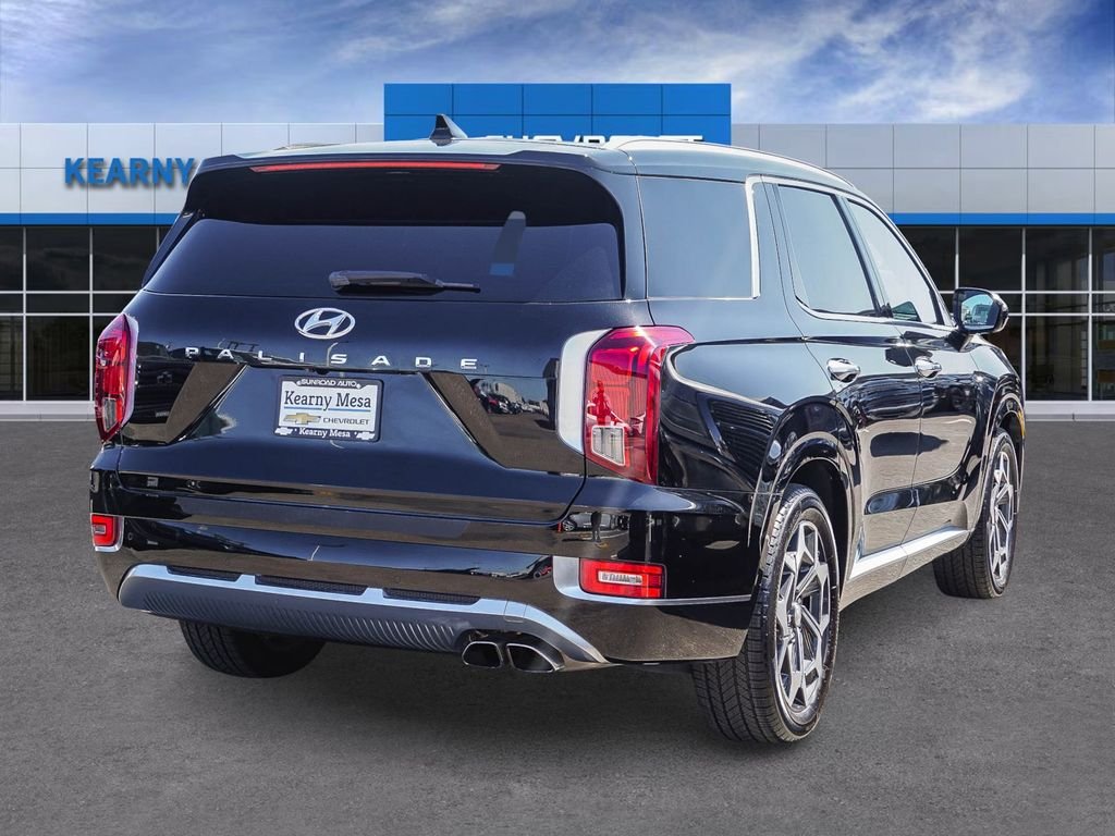 Used 2021 Black Hyundai Calligraphy image 6