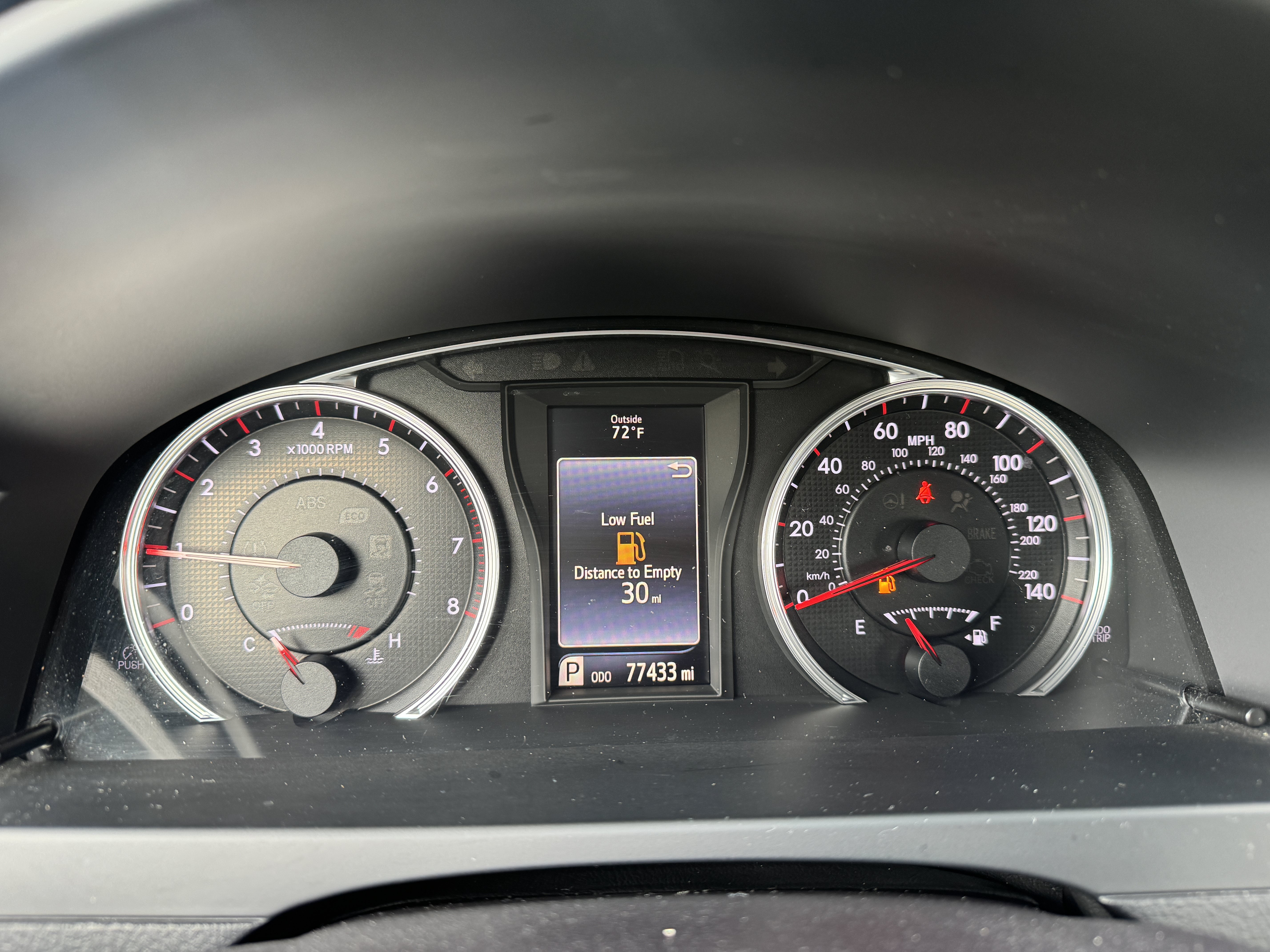 Used 2015 Celestial Silver Metallic Toyota SE image 14