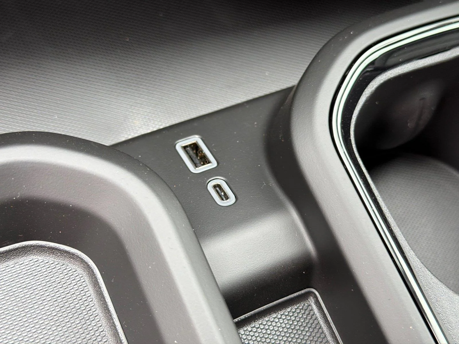 2026 GMC Sierra 2500HD AT4X - Photo 24