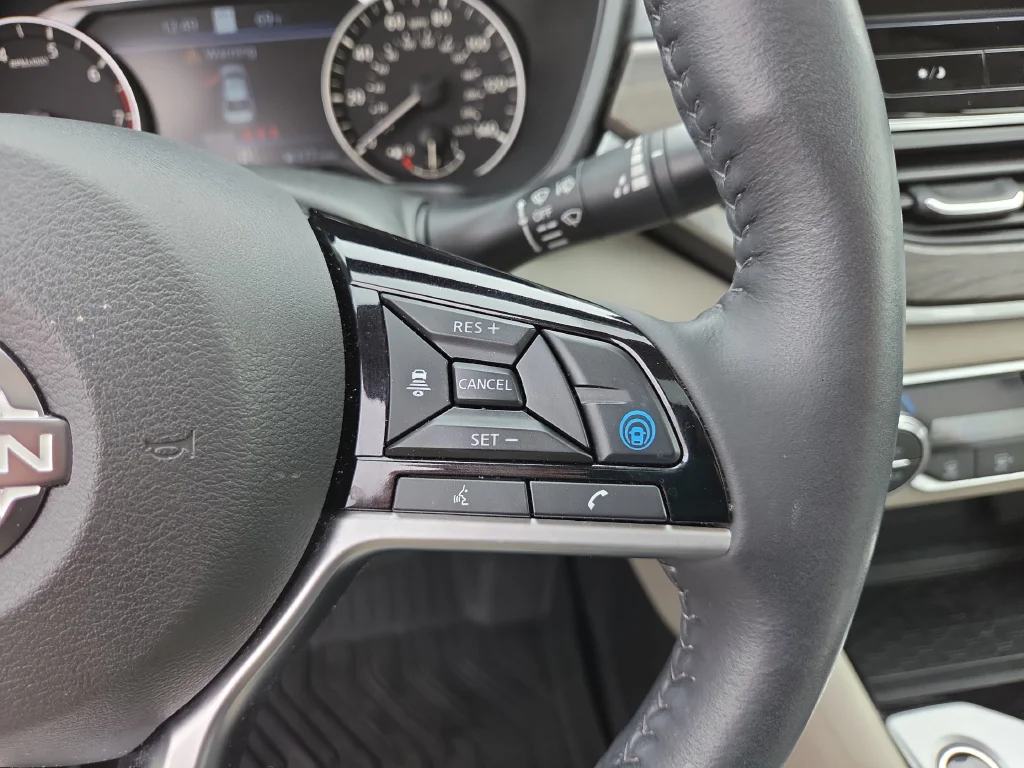 Used 2024 Black Nissan 2.5 SL image 29