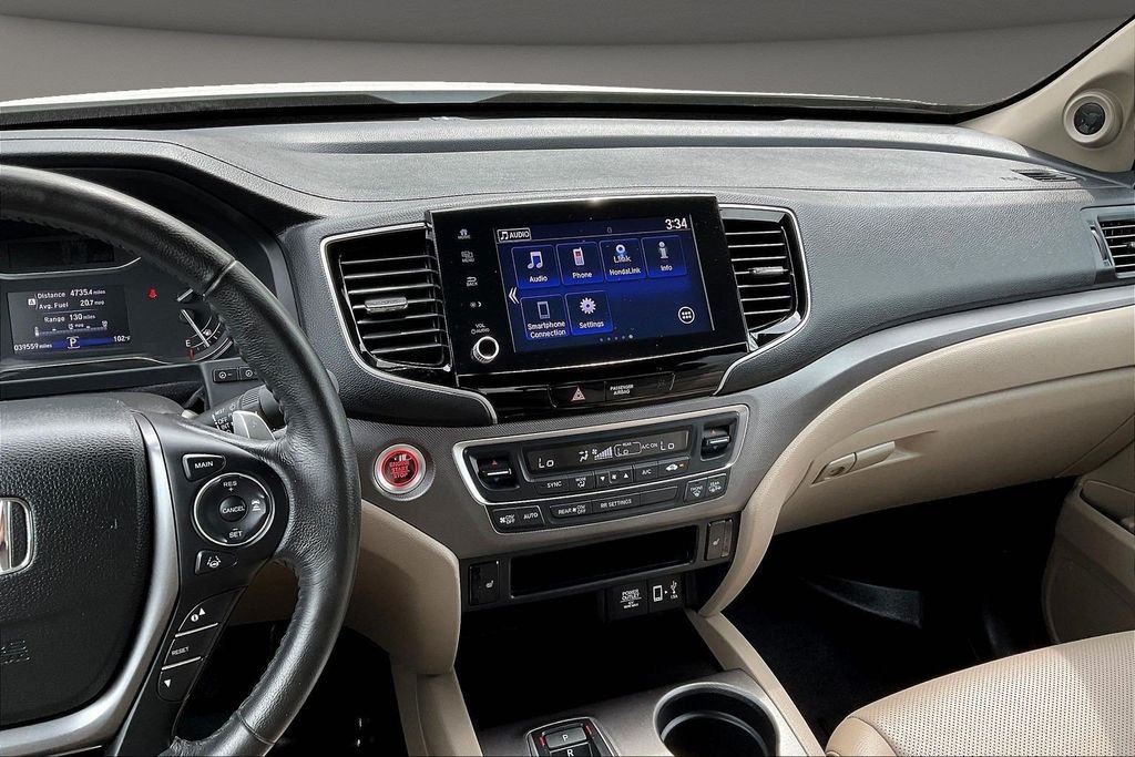 Used 2023 White Honda RTL image 13