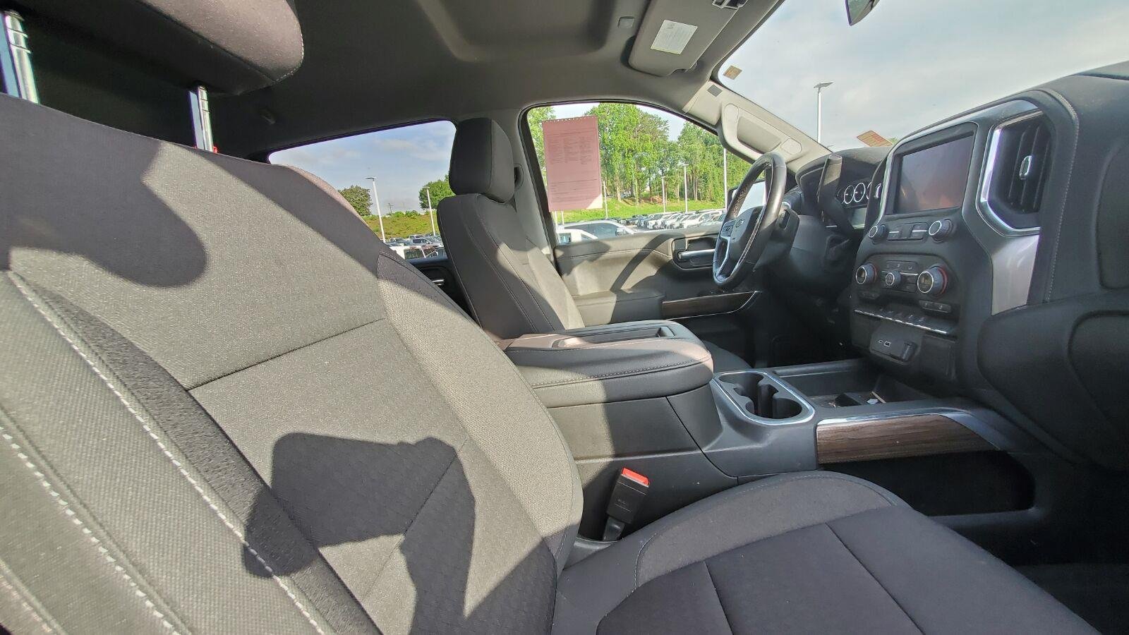 Used 2021 SHADOW GRAY METALLIC Chevrolet RST image 4