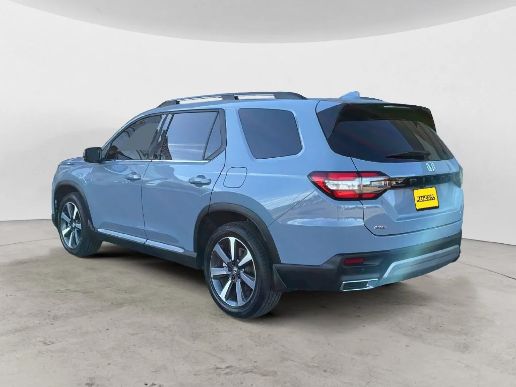 Used 2025 Blue Honda Touring image 11