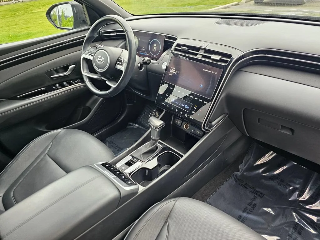 Used 2023  Hyundai Limited image 10
