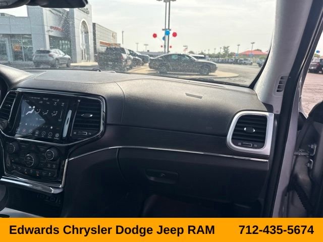 Used 2021 Silver Jeep Summit image 40