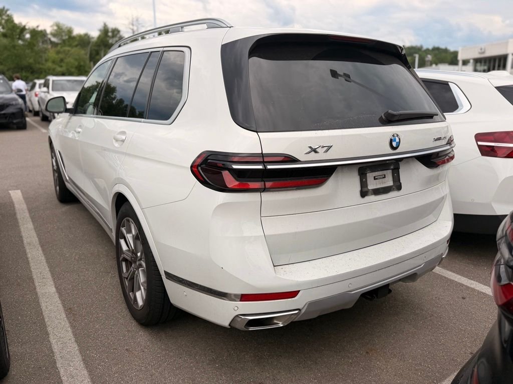 Certified Used 2024 Alpine White BMW xDrive40i image 3