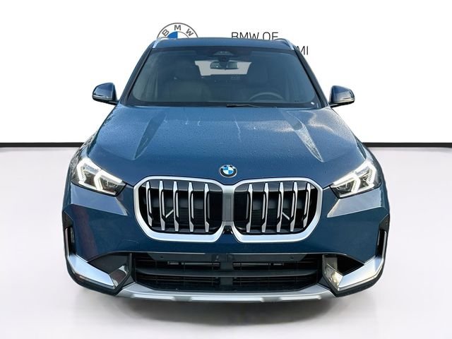 New 2027 Blue BMW xDrive28i image 2